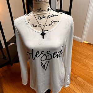 Women's White Graphic Long Sleeve Top